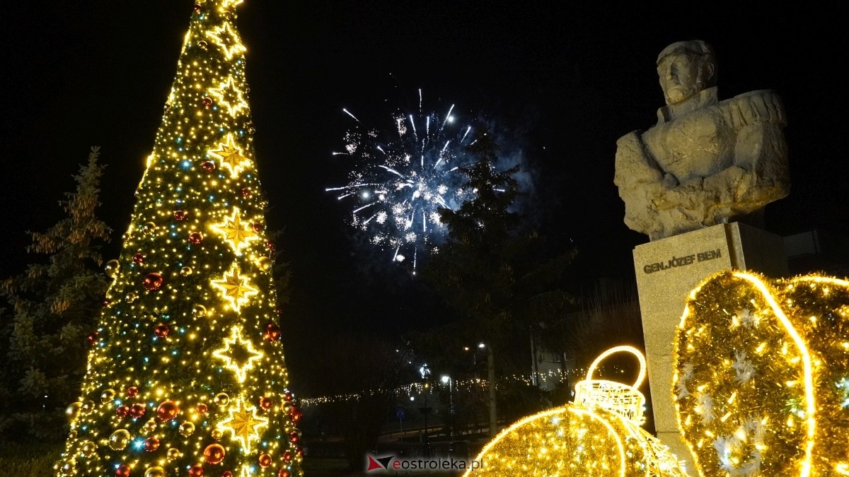 Sylwester 2024/25 w Ostrołęce [31.12.2024] - zdjęcie #81 - eOstroleka.pl