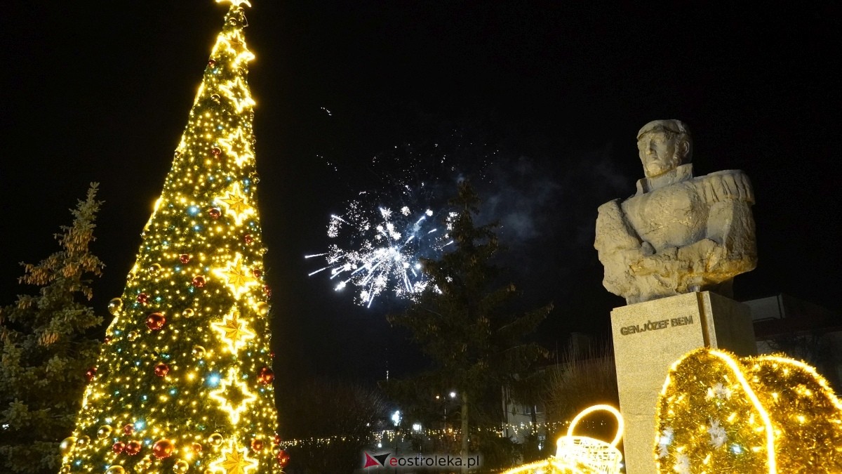 Sylwester 2024/25 w Ostrołęce [31.12.2024] - zdjęcie #77 - eOstroleka.pl