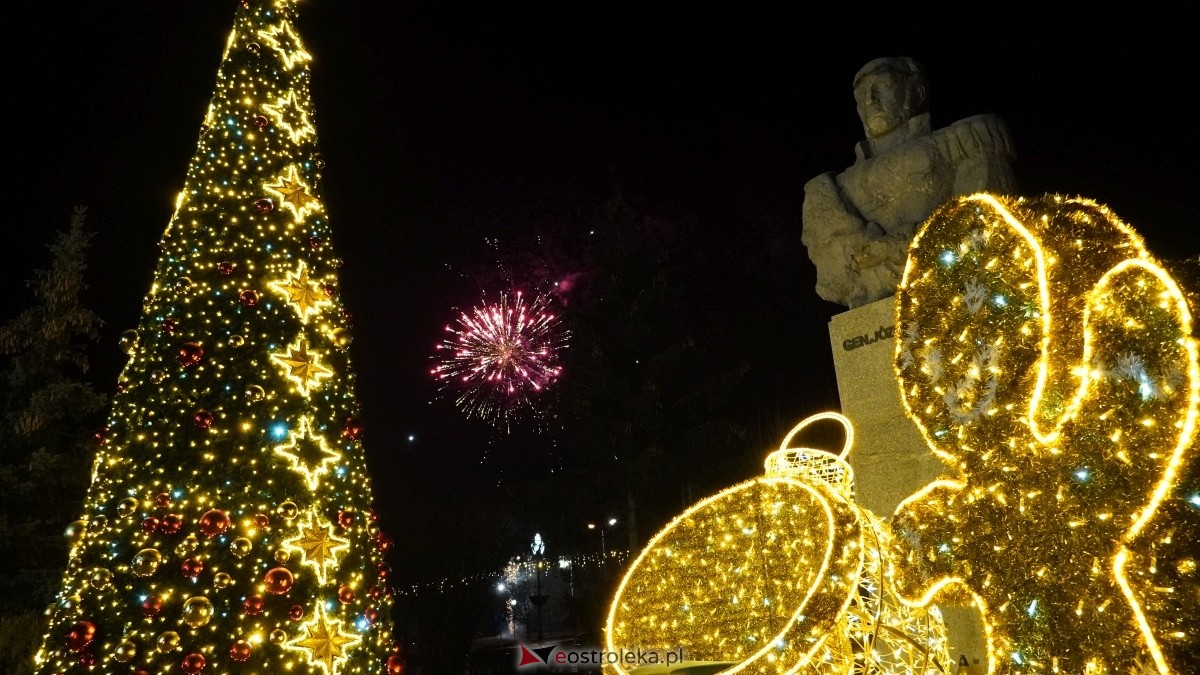 Sylwester 2024/25 w Ostrołęce [31.12.2024] - zdjęcie #60 - eOstroleka.pl