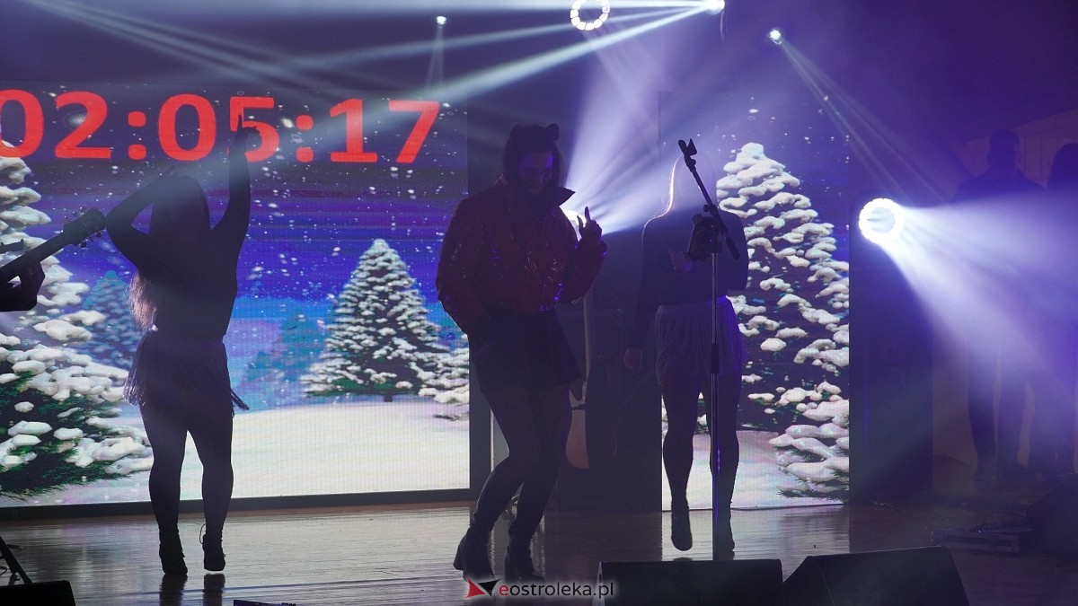 Sylwester w Troszynie [31.12.2024] - zdjęcie #105 - eOstroleka.pl