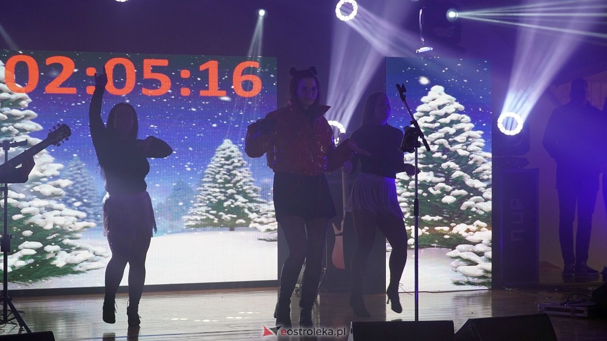 Sylwester w Troszynie [31.12.2024] - zdjęcie #104 - eOstroleka.pl