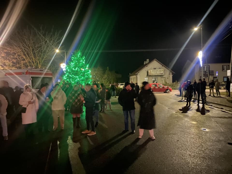 Wieczór sylwestrowy w Baranowie [31.12.2024] - zdjęcie #9 - eOstroleka.pl