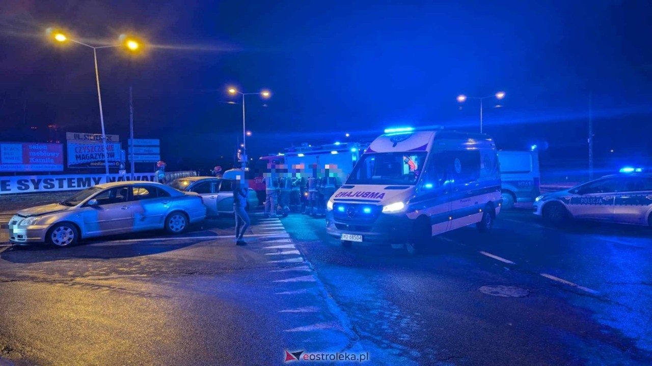 Wypadek w Ostrołęce [02.01.2025] - zdjęcie #9 - eOstroleka.pl