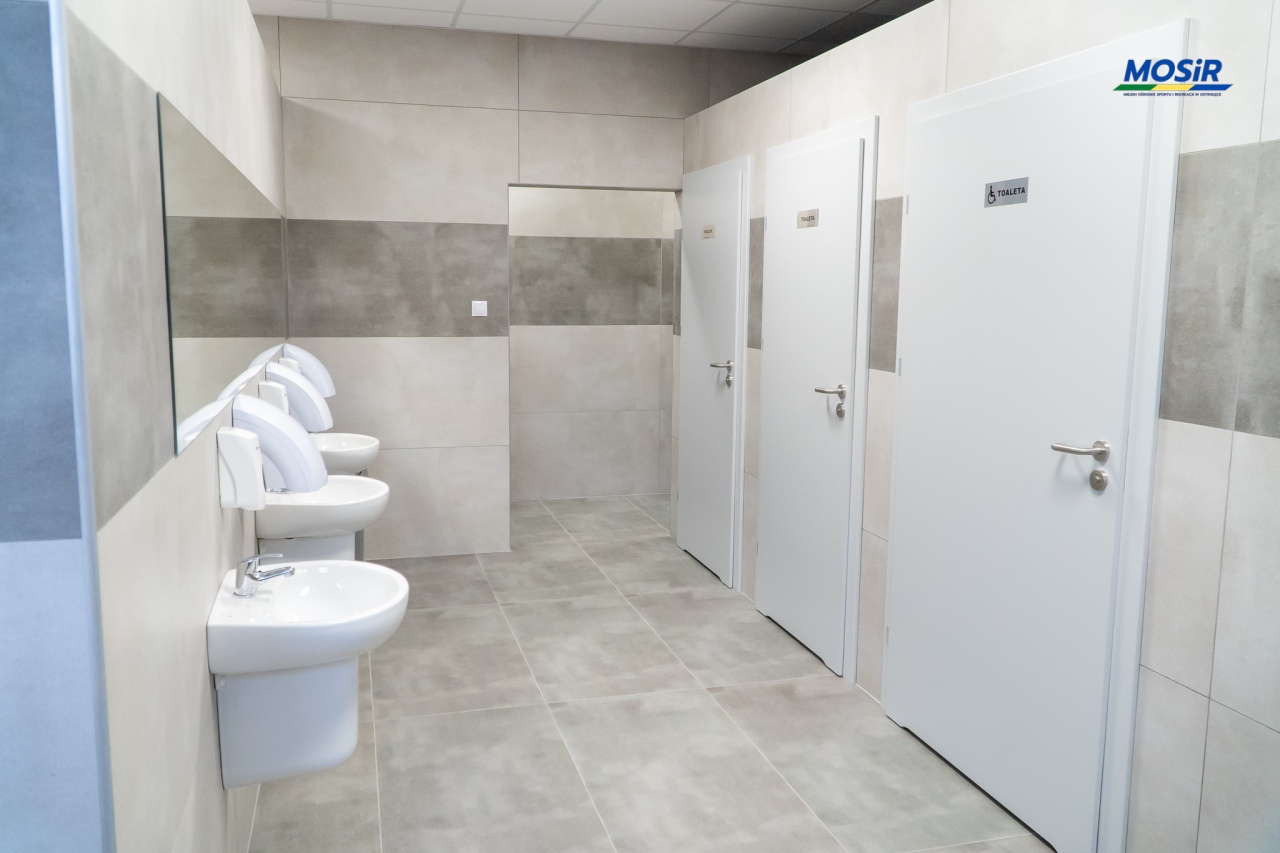 Szatnie przy ZSZ nr 1 po remoncie [02.01.2025] - zdjęcie #19 - eOstroleka.pl