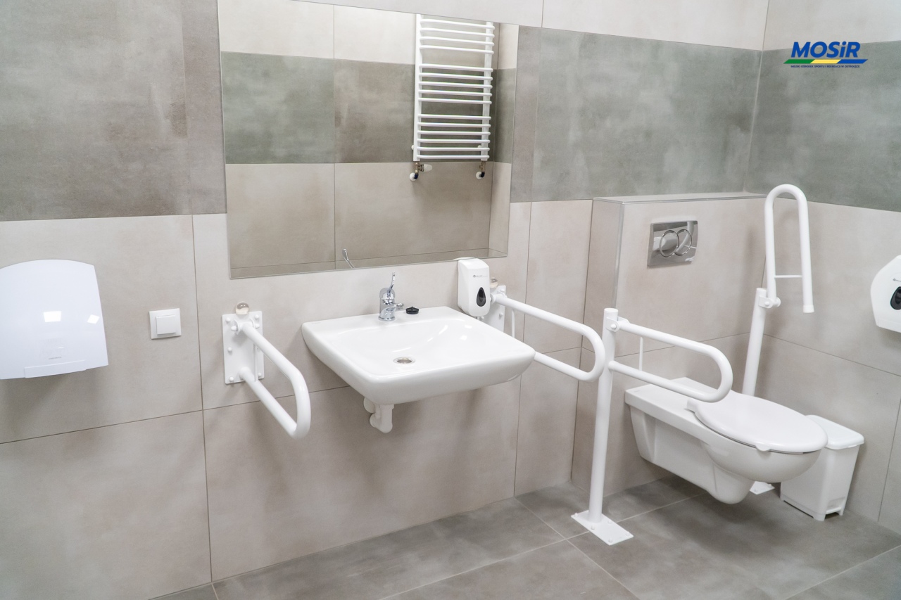 Szatnie przy ZSZ nr 1 po remoncie [02.01.2025] - zdjęcie #7 - eOstroleka.pl