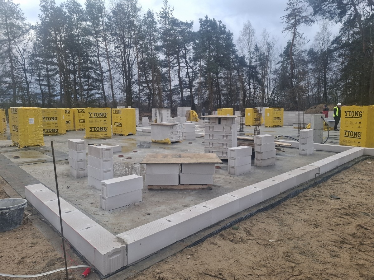 Budowa żłobka samorządowego w Łysych - postęp na koniec 2024 roku [03.01.2025] - zdjęcie #4 - eOstroleka.pl