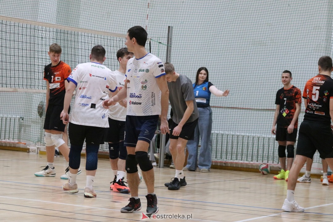 Charytatywny turniej siatkówki [03.01.2025] - zdjęcie #43 - eOstroleka.pl