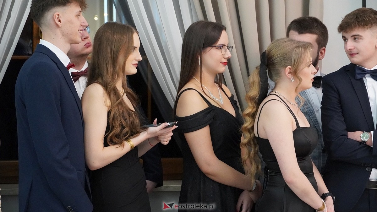 Studniówka ZSZ nr 1 [04.01.2025] - zdjęcie #124 - eOstroleka.pl