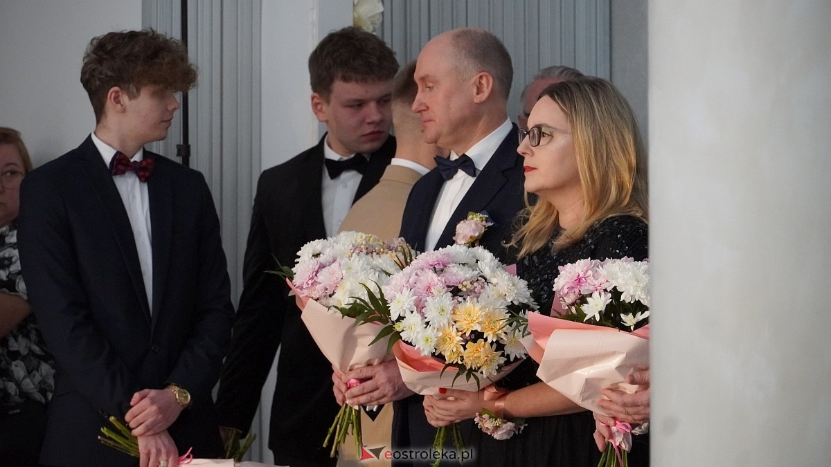 Studniówka ZSZ nr 1 [04.01.2025] - zdjęcie #99 - eOstroleka.pl