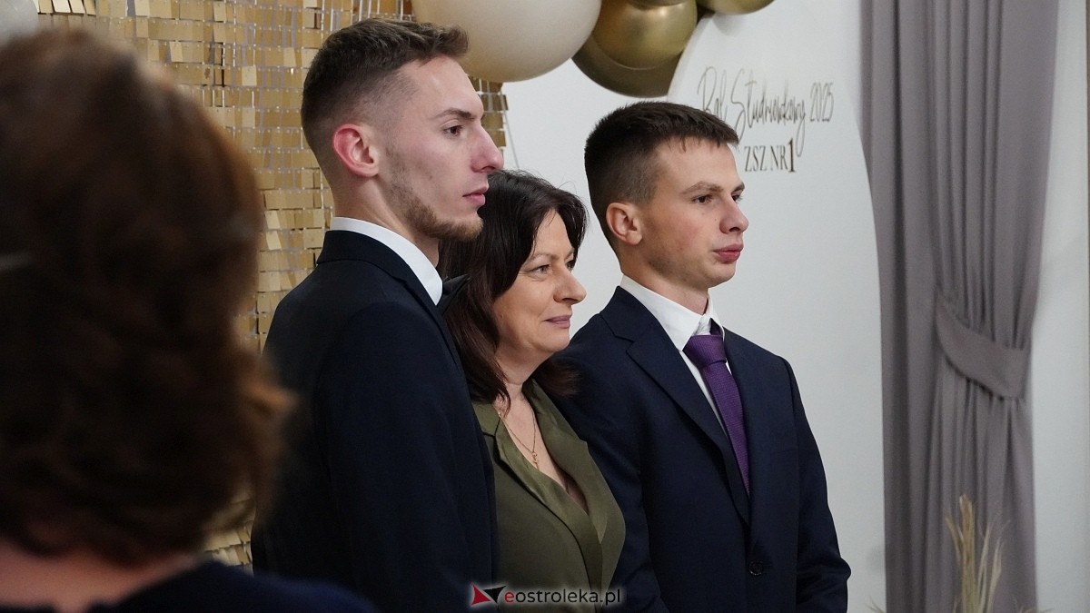 Studniówka ZSZ nr 1 [04.01.2025] - zdjęcie #62 - eOstroleka.pl