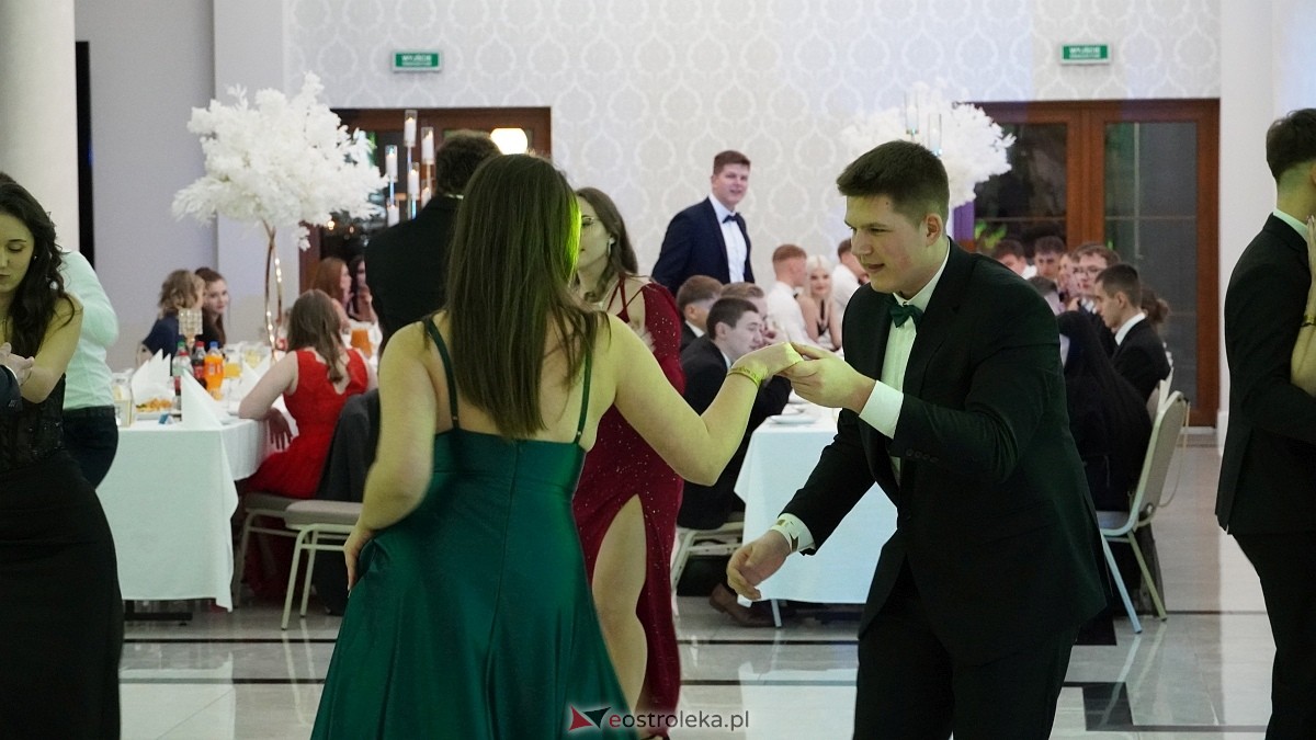 Studniówka ZSZ nr 1 [04.01.2025] - zdjęcie #54 - eOstroleka.pl