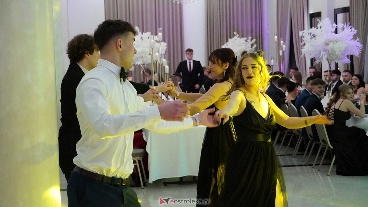 Studniówka ZSZ nr 1 [04.01.2025] - zdjęcie #52 - eOstroleka.pl