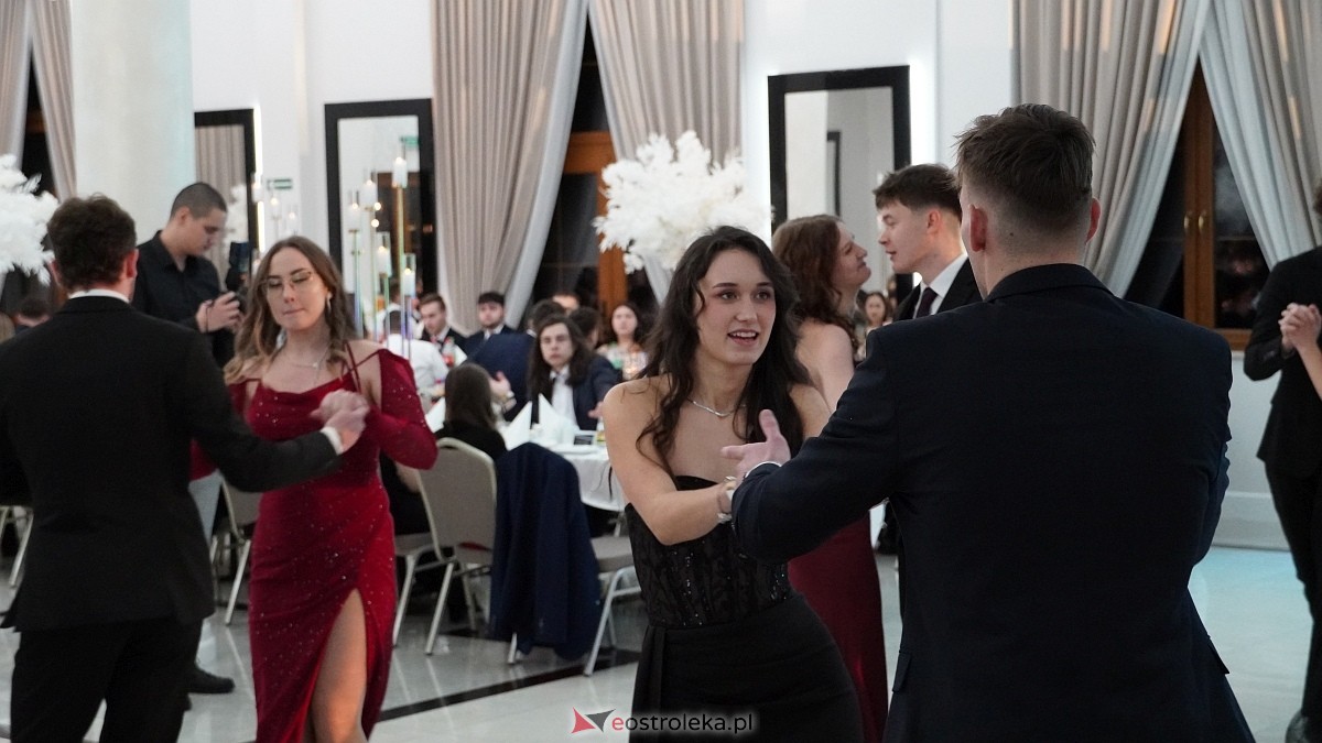 Studniówka ZSZ nr 1 [04.01.2025] - zdjęcie #46 - eOstroleka.pl