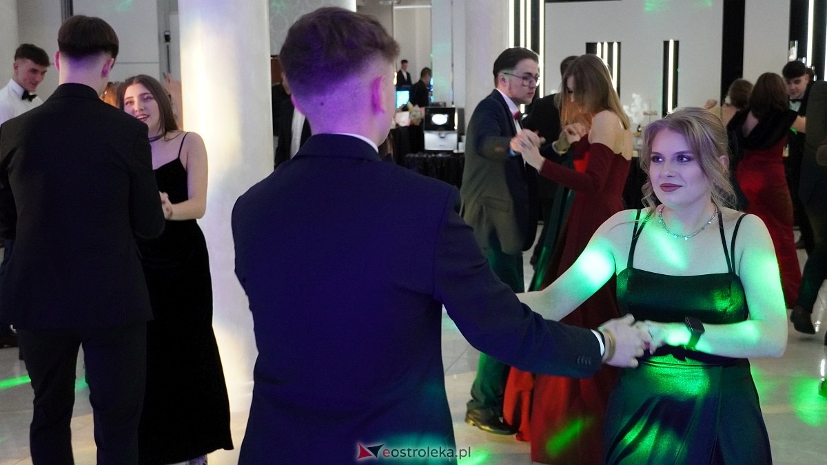 Studniówka ZSZ nr 1 [04.01.2025] - zdjęcie #36 - eOstroleka.pl