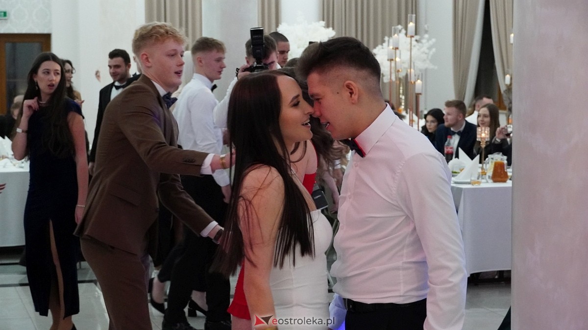 Studniówka ZSZ nr 1 [04.01.2025] - zdjęcie #16 - eOstroleka.pl