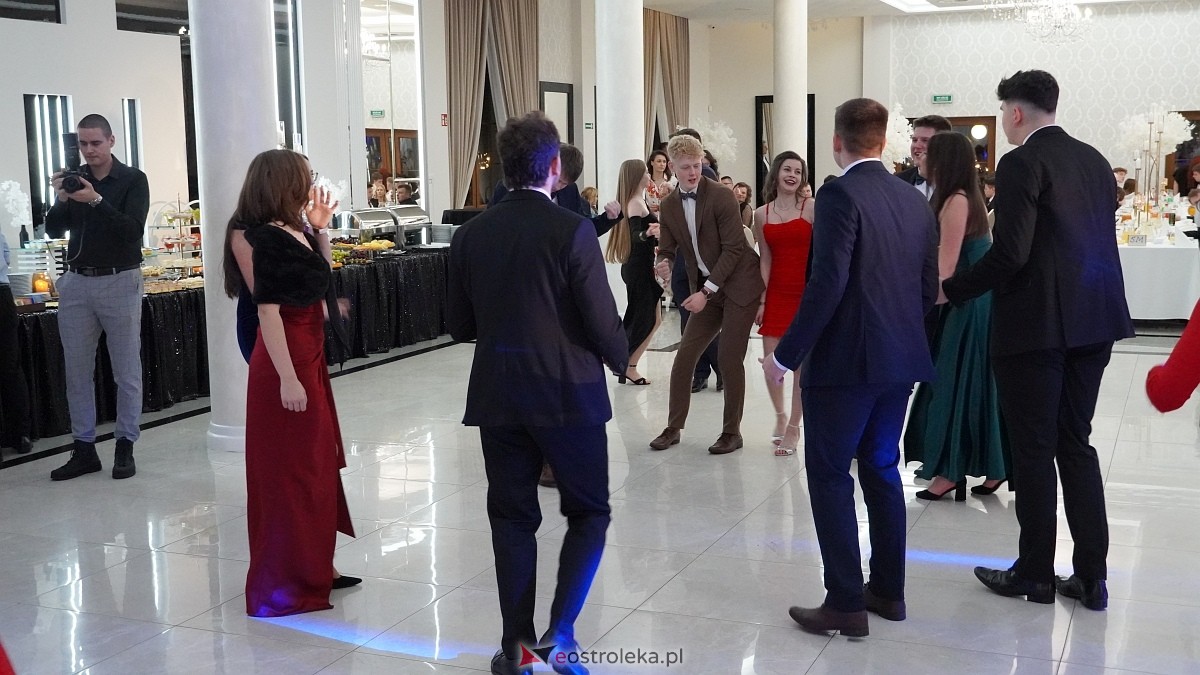 Studniówka ZSZ nr 1 [04.01.2025] - zdjęcie #3 - eOstroleka.pl