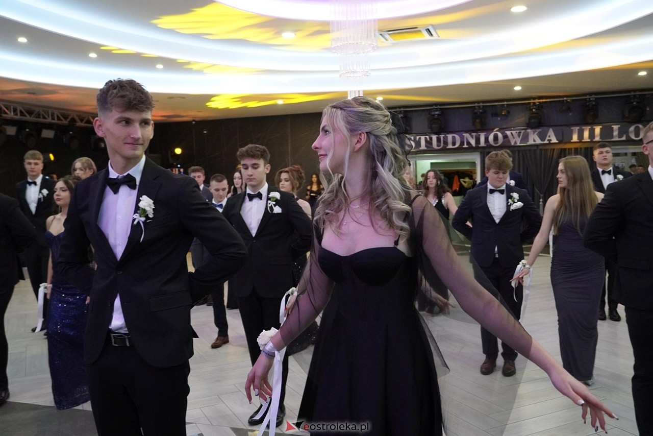 Studniówka III LO w Ostrołęce [4.01.2025] - zdjęcie #324 - eOstroleka.pl