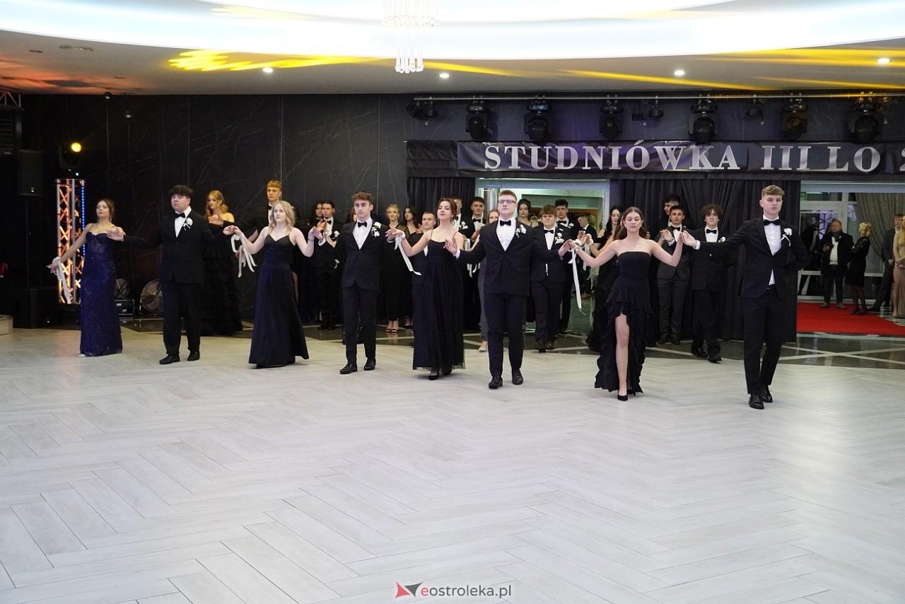 Studniówka III LO w Ostrołęce [4.01.2025] - zdjęcie #306 - eOstroleka.pl