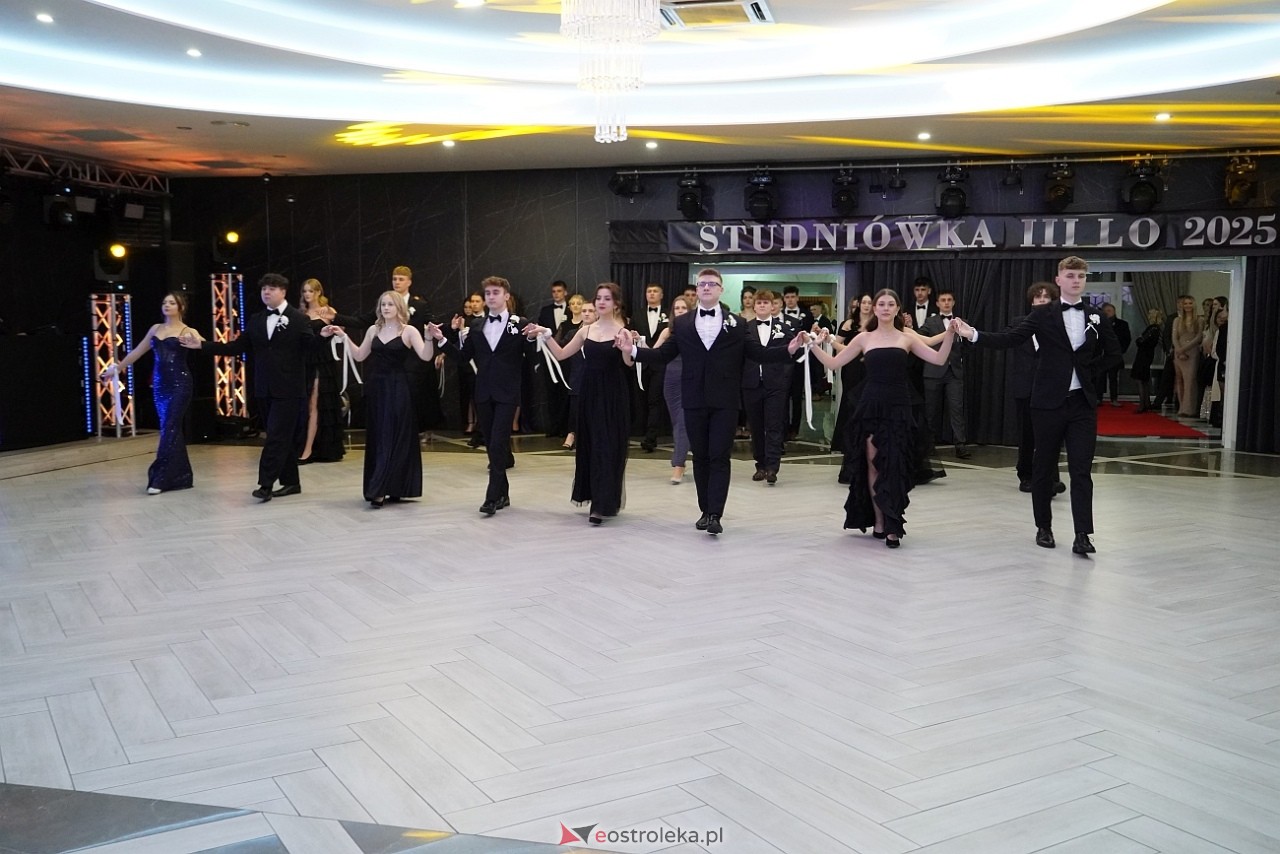 Studniówka III LO w Ostrołęce [4.01.2025] - zdjęcie #304 - eOstroleka.pl