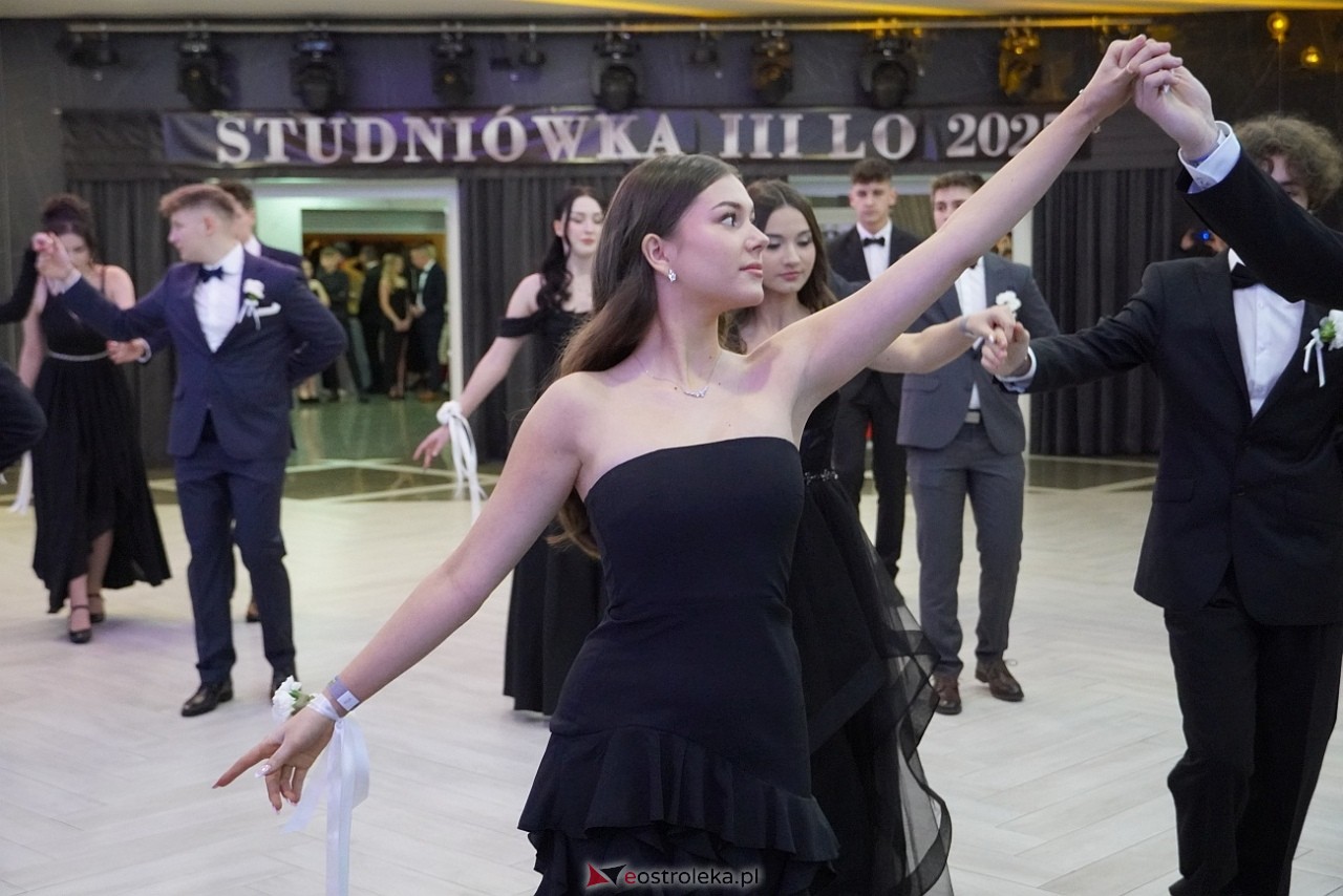 Studniówka III LO w Ostrołęce [4.01.2025] - zdjęcie #299 - eOstroleka.pl