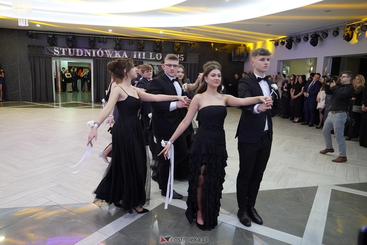 Studniówka III LO w Ostrołęce [4.01.2025] - zdjęcie #291 - eOstroleka.pl