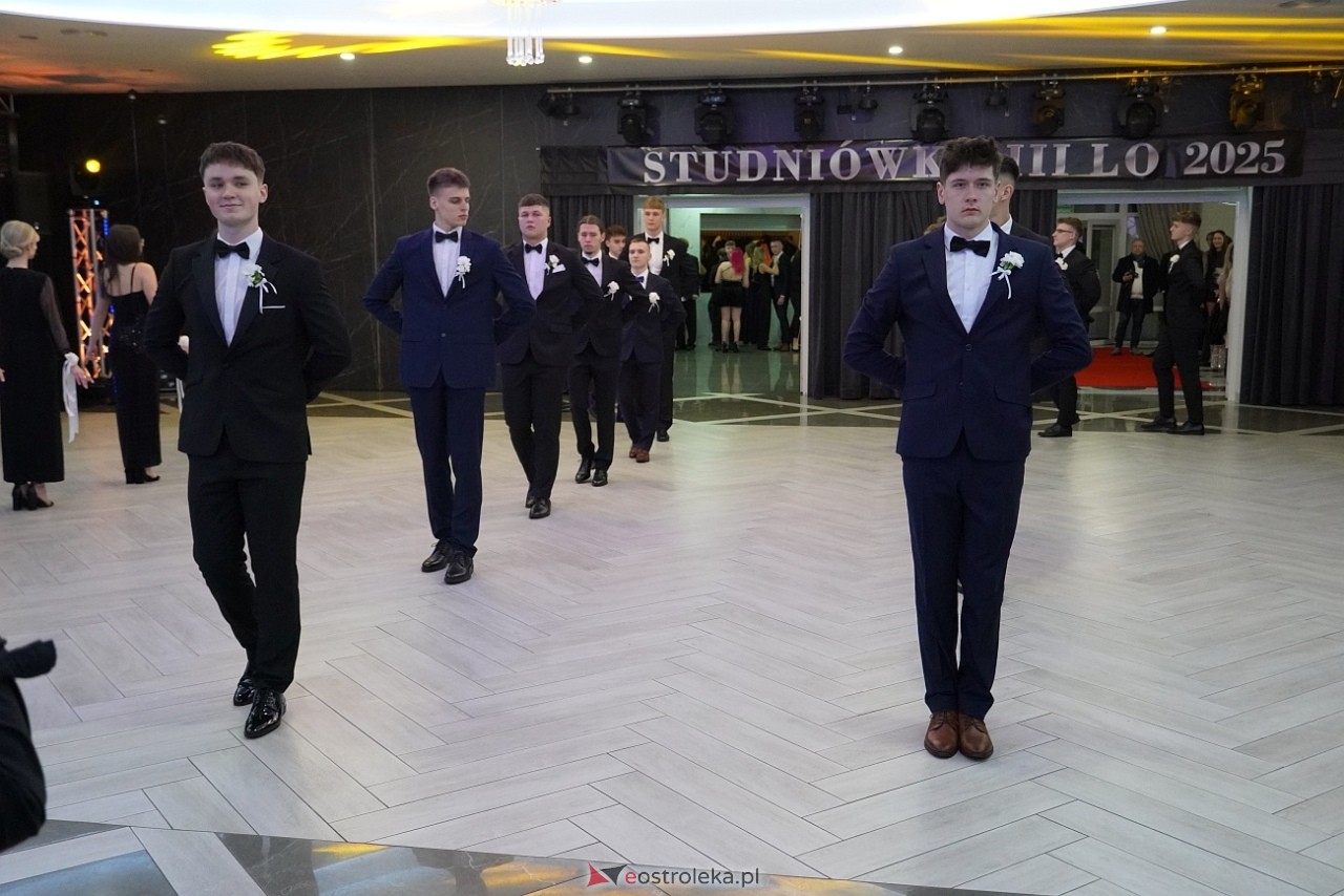 Studniówka III LO w Ostrołęce [4.01.2025] - zdjęcie #286 - eOstroleka.pl