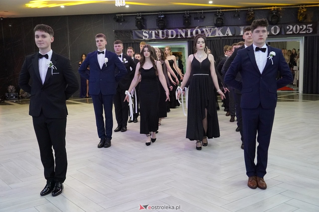 Studniówka III LO w Ostrołęce [4.01.2025] - zdjęcie #281 - eOstroleka.pl