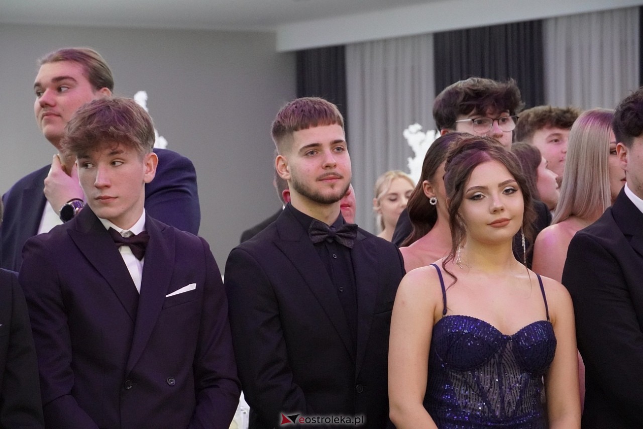 Studniówka III LO w Ostrołęce [4.01.2025] - zdjęcie #191 - eOstroleka.pl