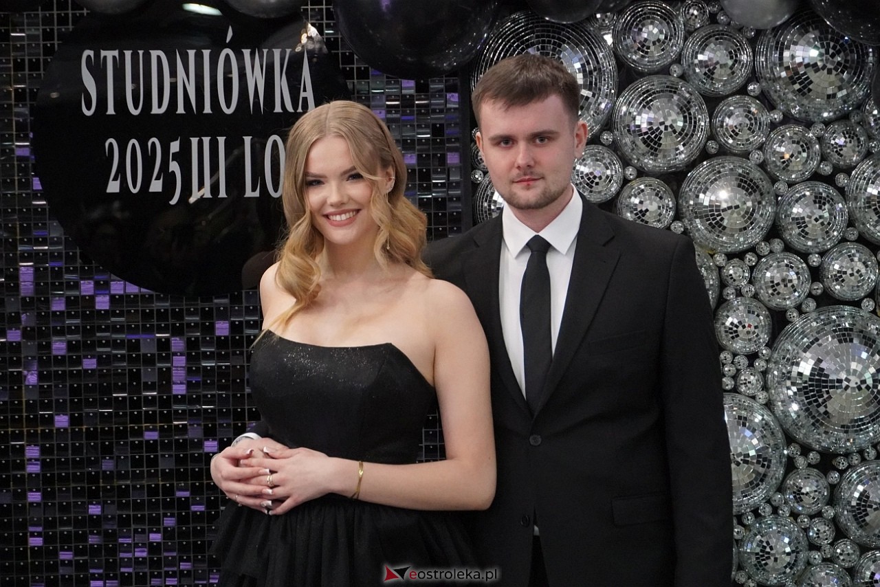 Studniówka III LO w Ostrołęce [4.01.2025] - zdjęcie #188 - eOstroleka.pl
