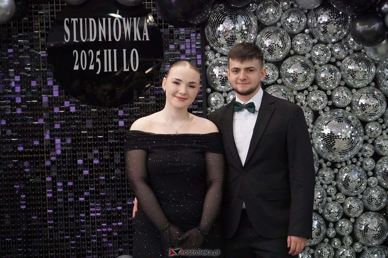 Studniówka III LO w Ostrołęce [4.01.2025] - zdjęcie #187 - eOstroleka.pl
