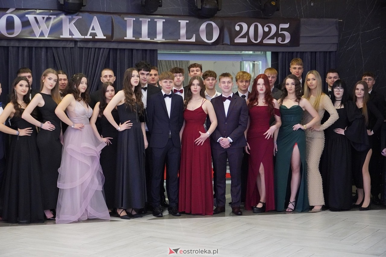 Studniówka III LO w Ostrołęce [4.01.2025] - zdjęcie #167 - eOstroleka.pl