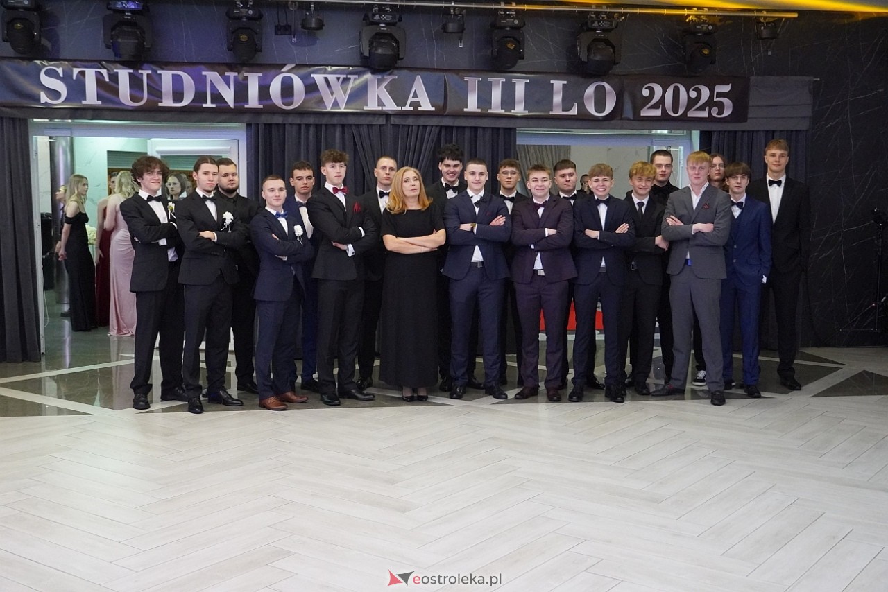 Studniówka III LO w Ostrołęce [4.01.2025] - zdjęcie #157 - eOstroleka.pl