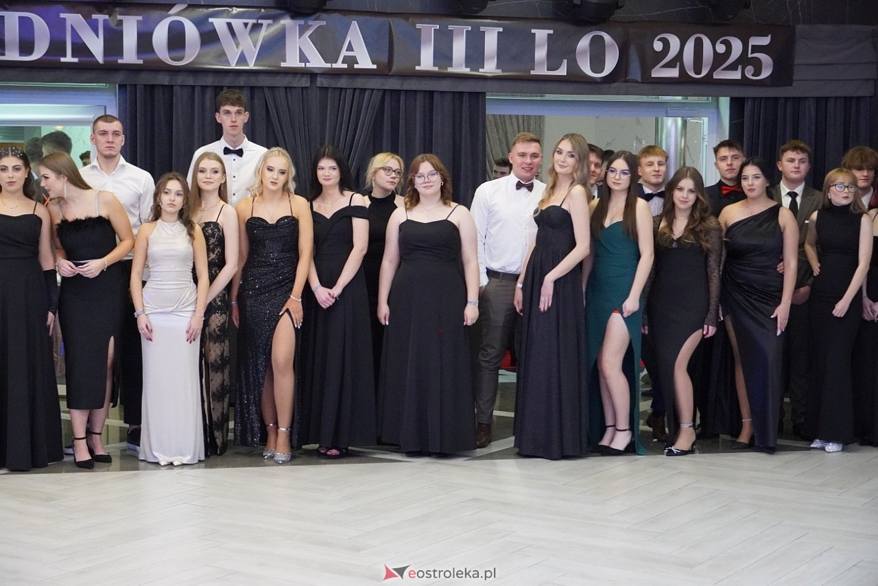 Studniówka III LO w Ostrołęce [4.01.2025] - zdjęcie #152 - eOstroleka.pl