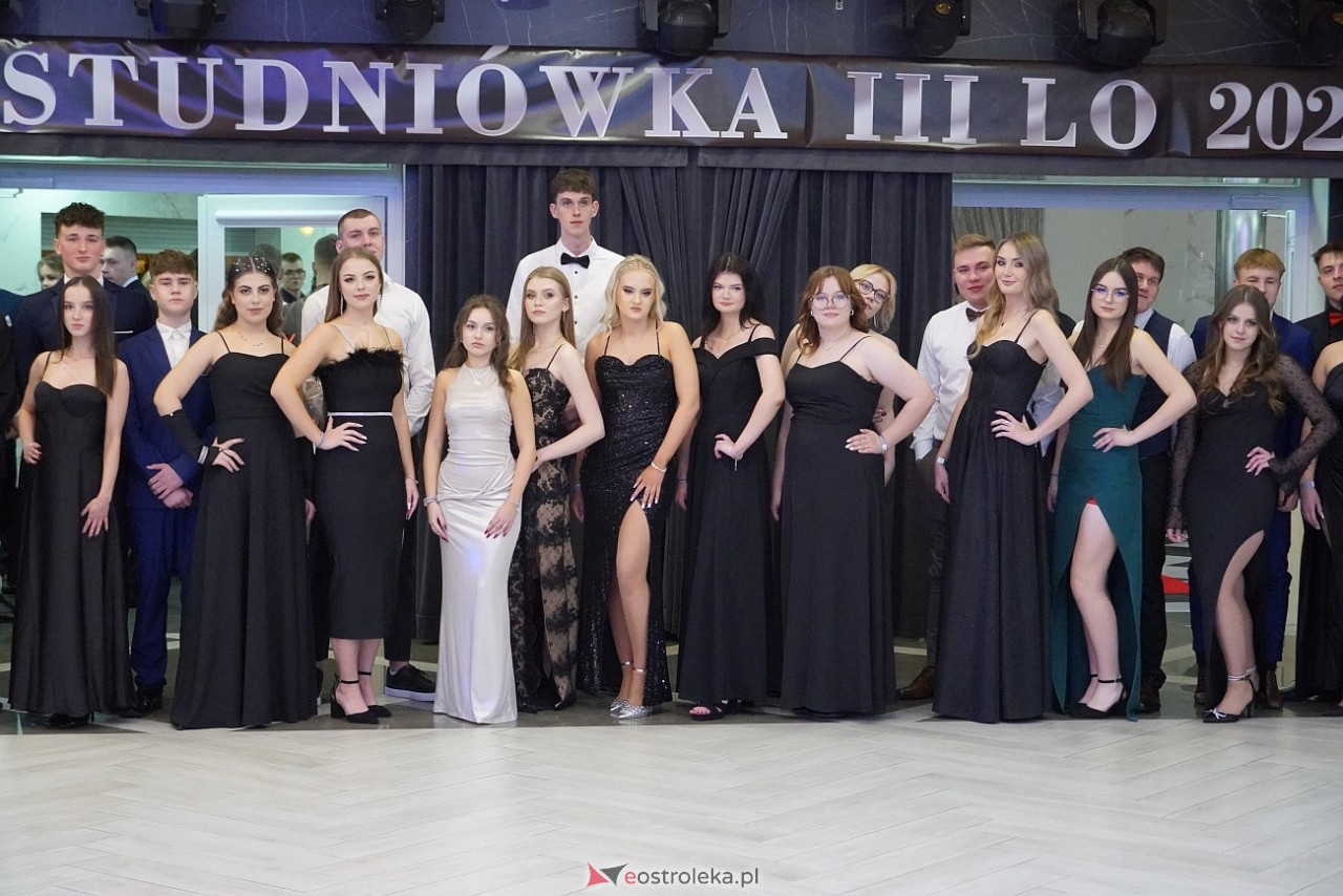 Studniówka III LO w Ostrołęce [4.01.2025] - zdjęcie #148 - eOstroleka.pl