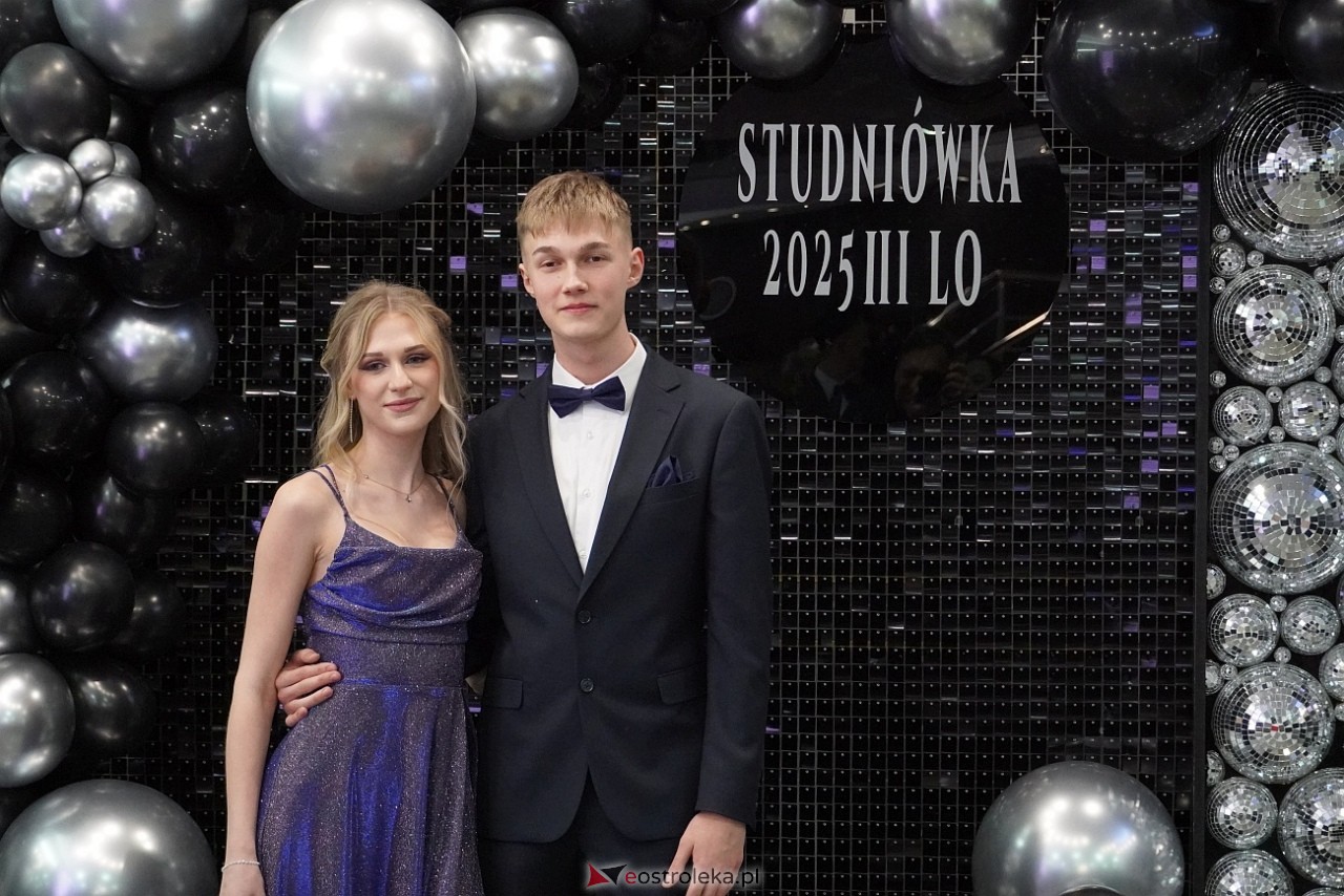 Studniówka III LO w Ostrołęce [4.01.2025] - zdjęcie #134 - eOstroleka.pl
