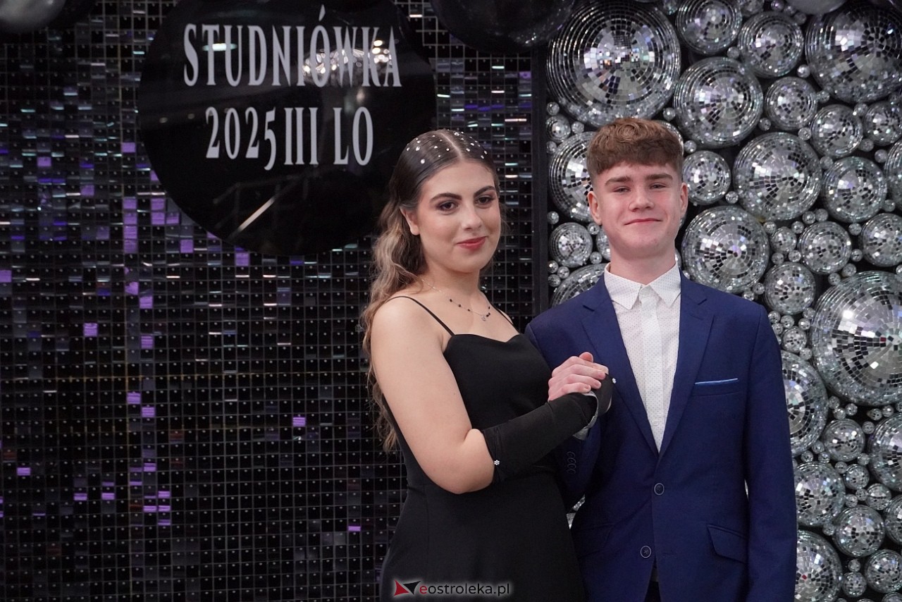 Studniówka III LO w Ostrołęce [4.01.2025] - zdjęcie #92 - eOstroleka.pl