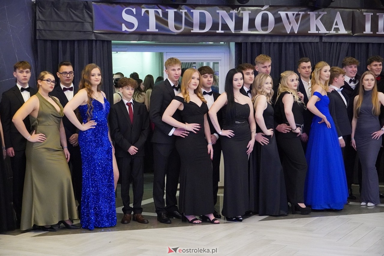 Studniówka III LO w Ostrołęce [4.01.2025] - zdjęcie #72 - eOstroleka.pl