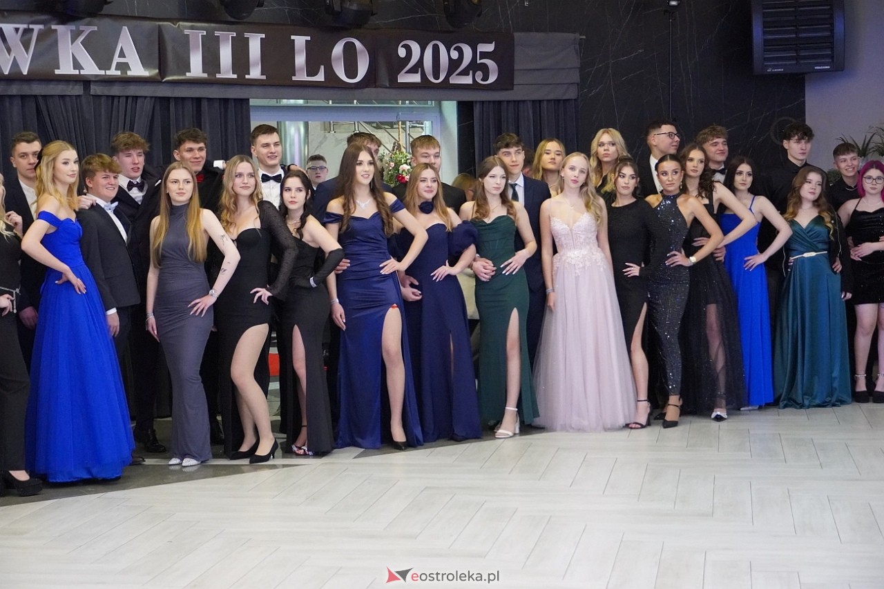 Studniówka III LO w Ostrołęce [4.01.2025] - zdjęcie #70 - eOstroleka.pl