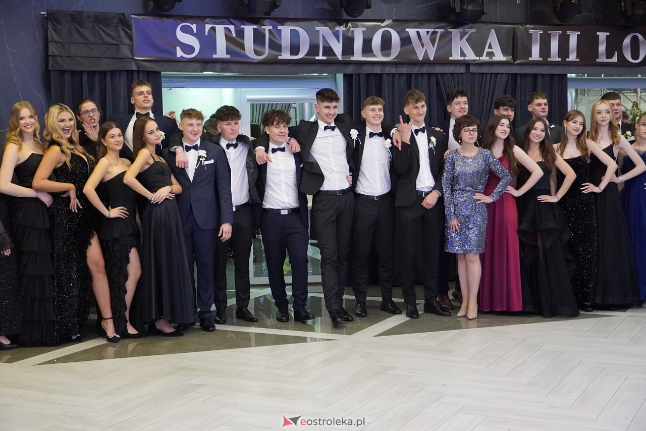 Studniówka III LO w Ostrołęce [4.01.2025] - zdjęcie #48 - eOstroleka.pl