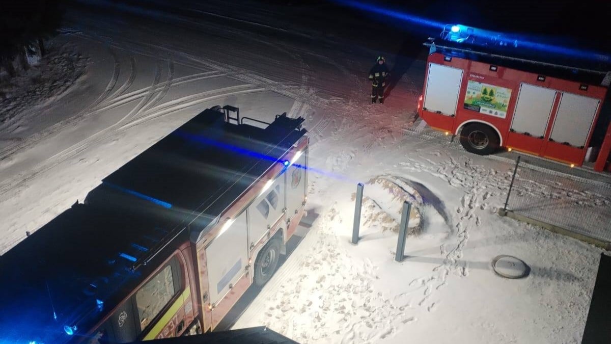 Pożar sadzy w przewodzie kominowym, Golanka, gm. Kadzidło [05.01.2025] - zdjęcie #3 - eOstroleka.pl