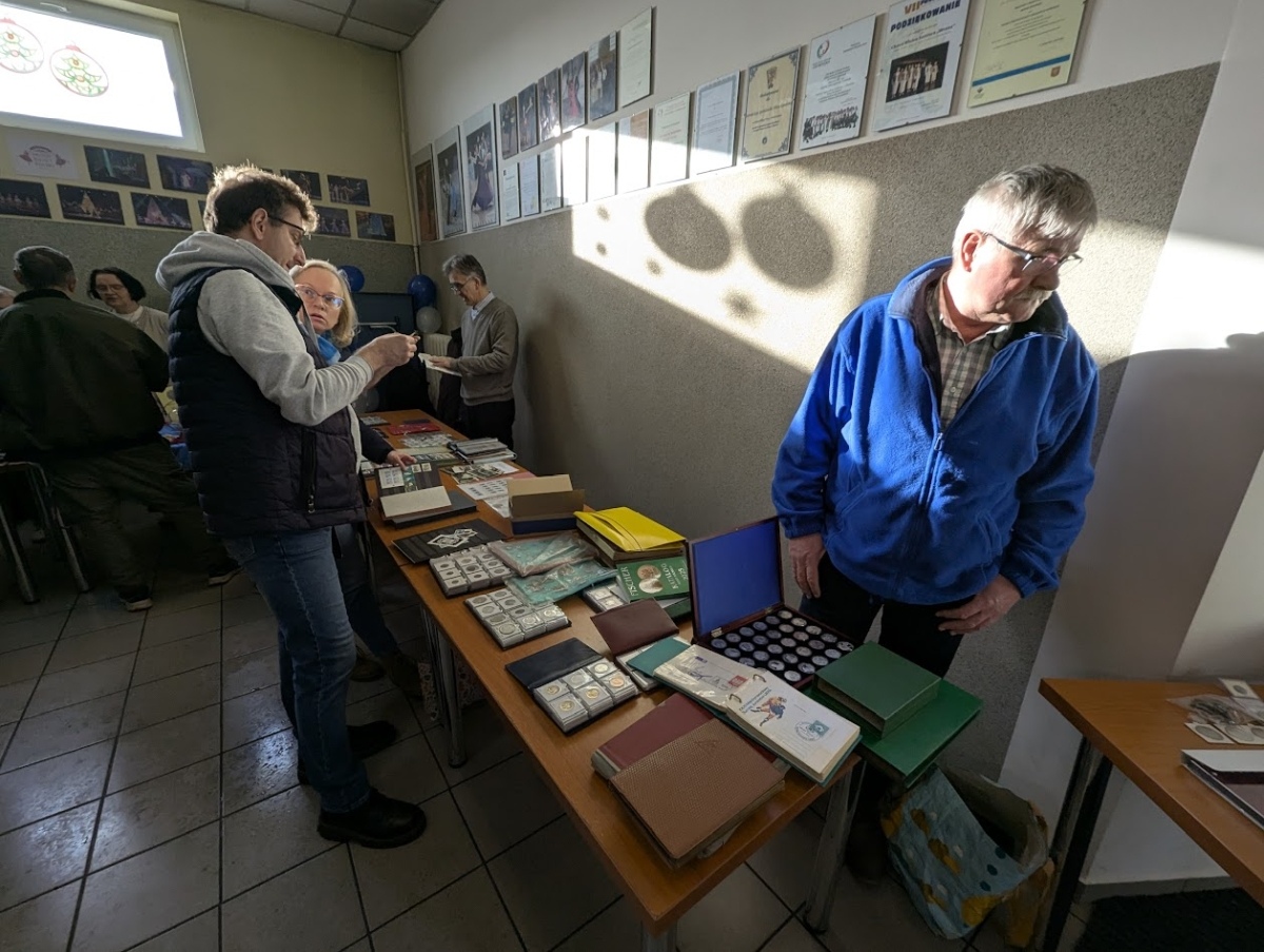 Giełda kolekcjonerska w Ostrołęce [05.01.2025] - zdjęcie #30 - eOstroleka.pl