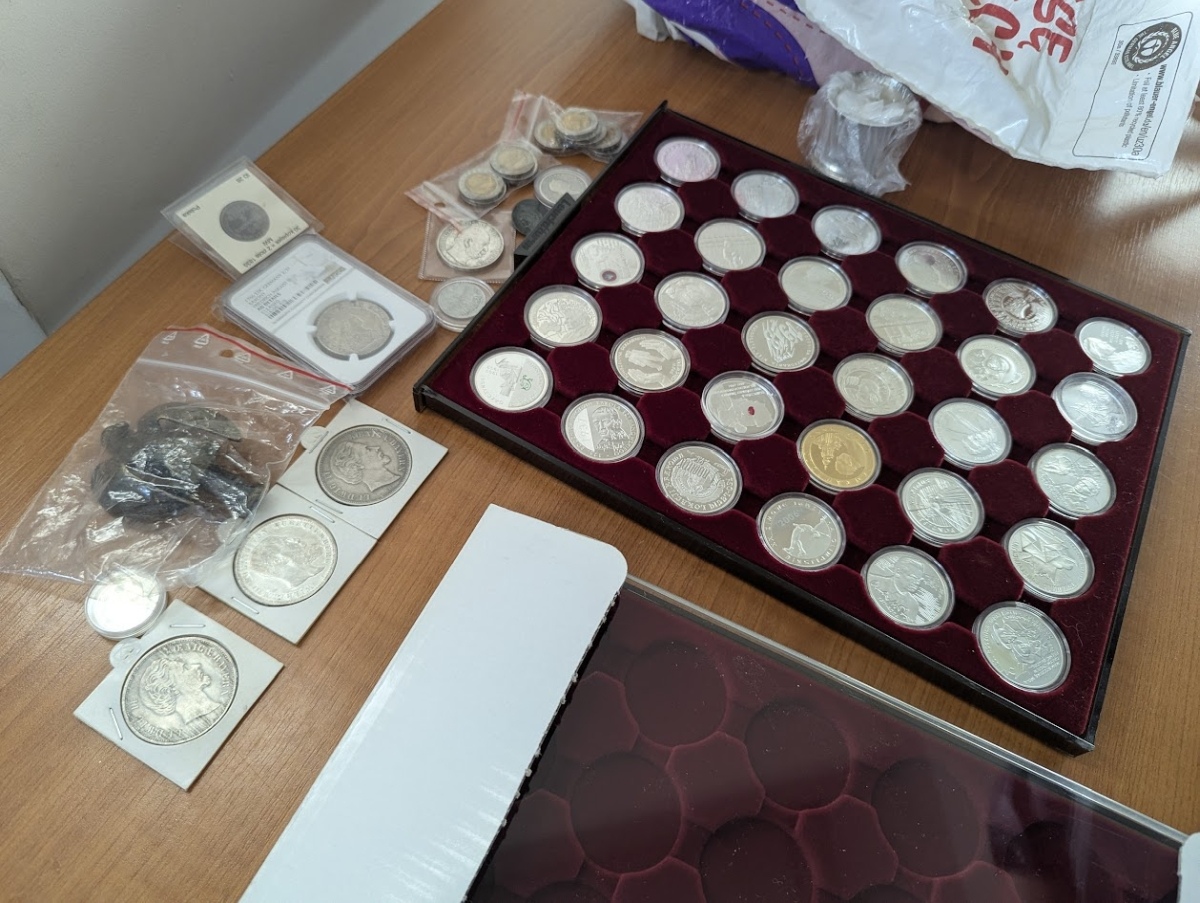 Giełda kolekcjonerska w Ostrołęce [05.01.2025] - zdjęcie #28 - eOstroleka.pl