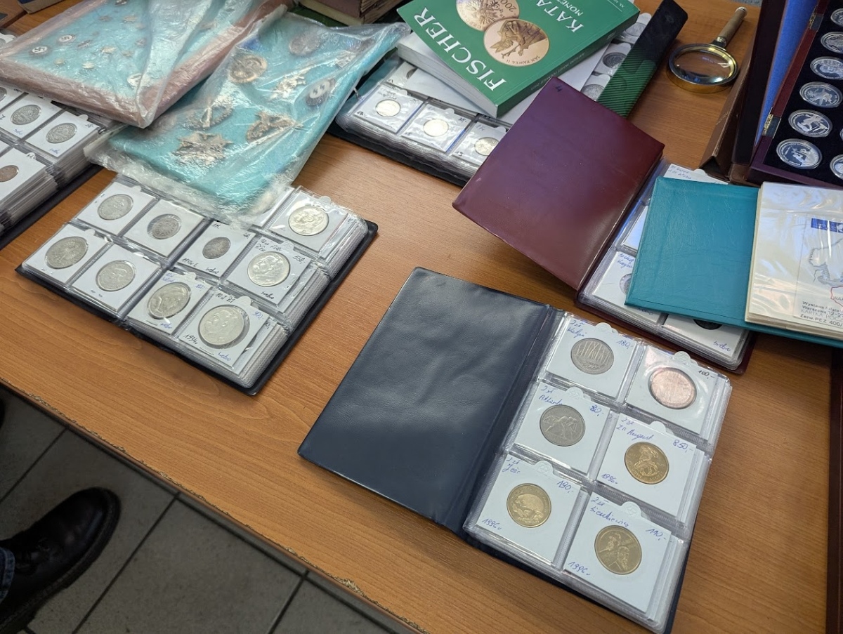 Giełda kolekcjonerska w Ostrołęce [05.01.2025] - zdjęcie #26 - eOstroleka.pl