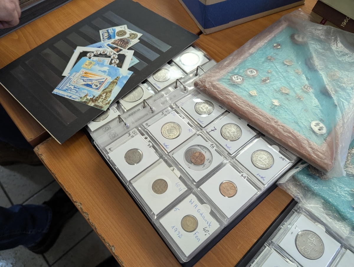 Giełda kolekcjonerska w Ostrołęce [05.01.2025] - zdjęcie #25 - eOstroleka.pl