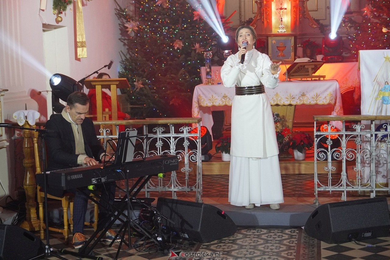 Magda Steczkowska z noworocznym koncertem w Piskach [5.01.2024] - zdjęcie #10 - eOstroleka.pl