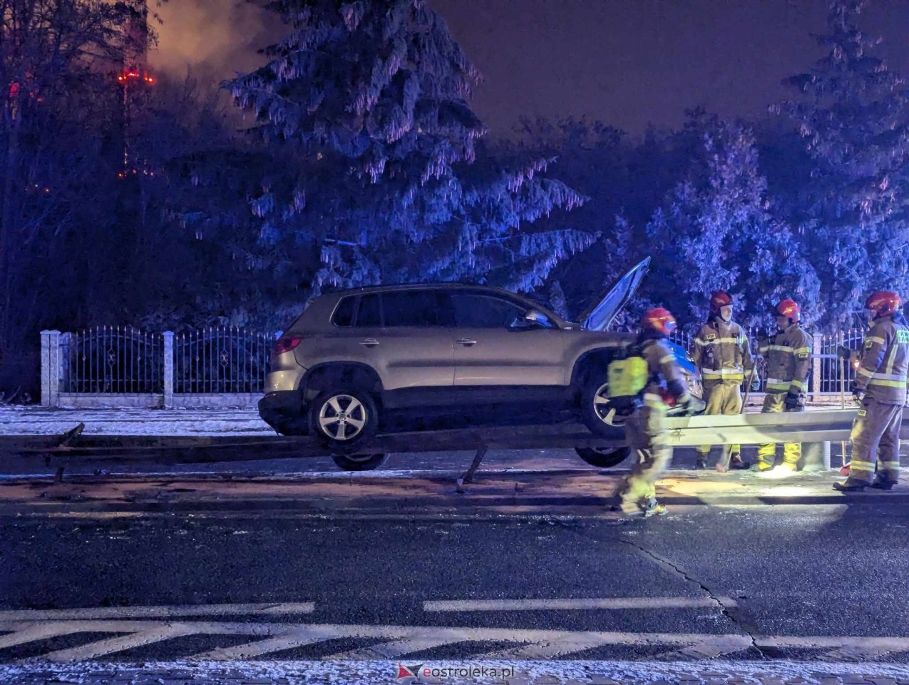 Wypadek na Alei Wojska Polskiego [05.01.2025] - zdjęcie #6 - eOstroleka.pl