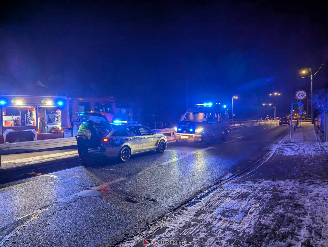 Wypadek na Alei Wojska Polskiego [05.01.2025] - zdjęcie #1 - eOstroleka.pl