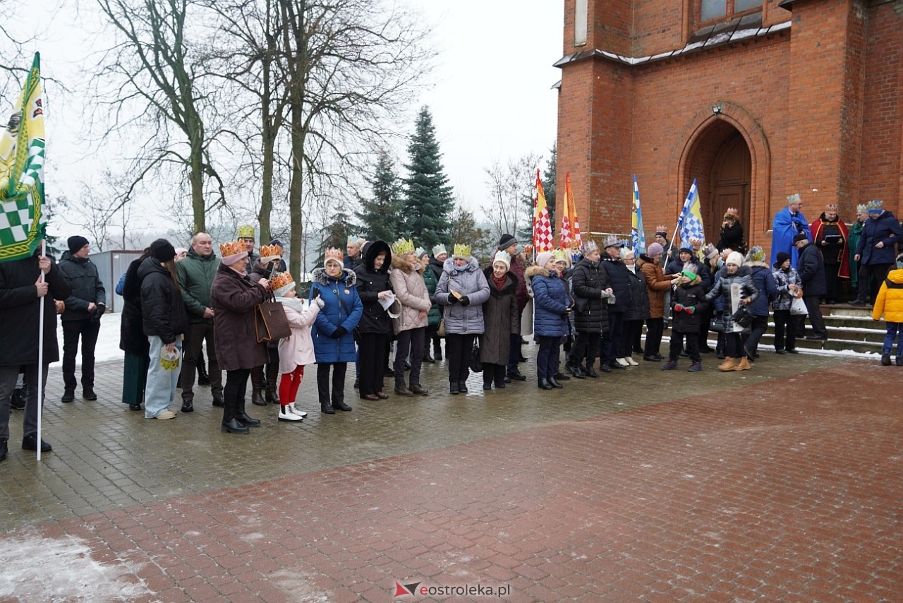 Orszak Trzech Króli w Baranowie [6.01.2024] - zdjęcie #78 - eOstroleka.pl