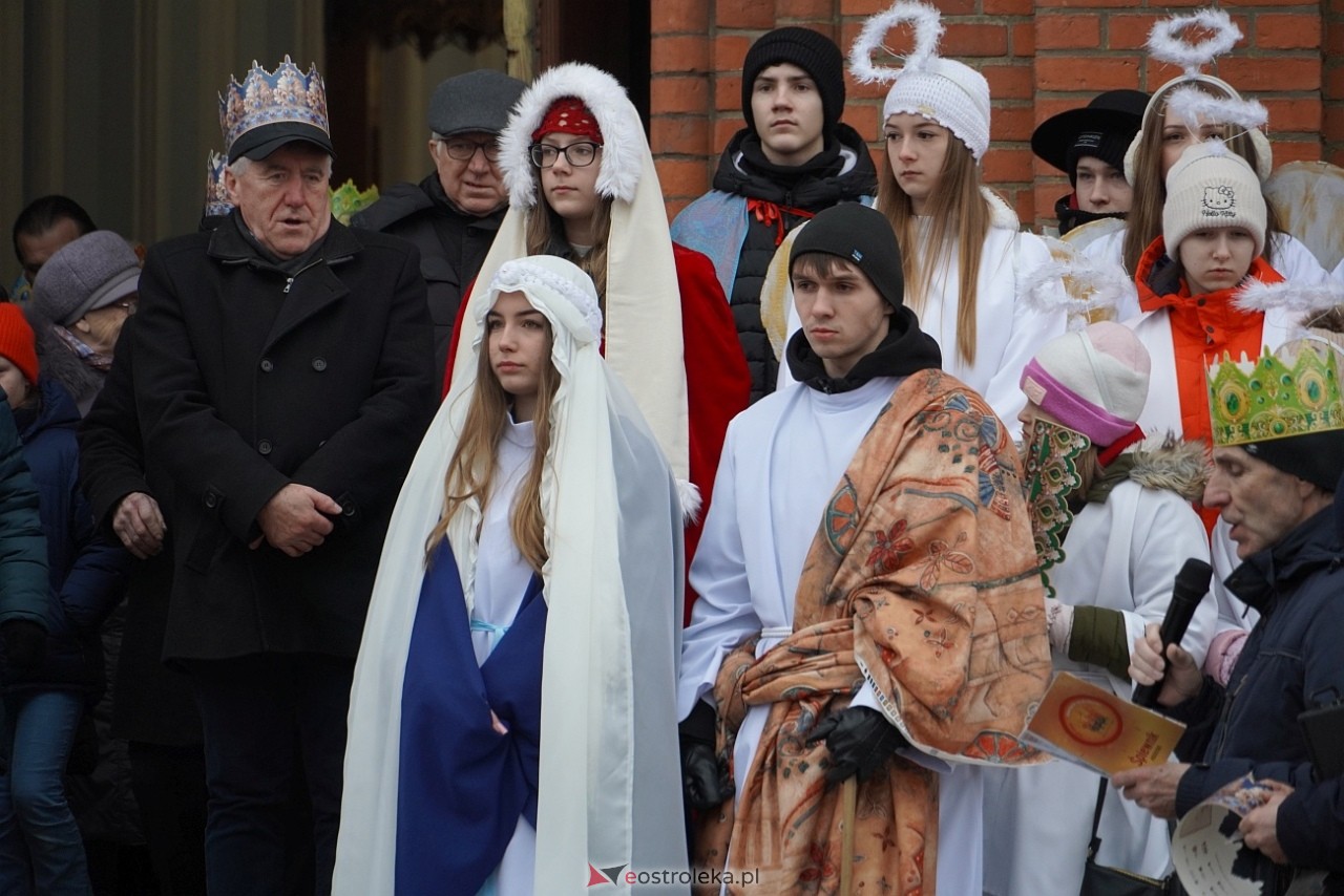 Orszak Trzech Króli w Baranowie [6.01.2024] - zdjęcie #75 - eOstroleka.pl