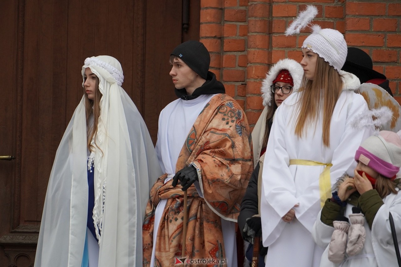 Orszak Trzech Króli w Baranowie [6.01.2024] - zdjęcie #66 - eOstroleka.pl